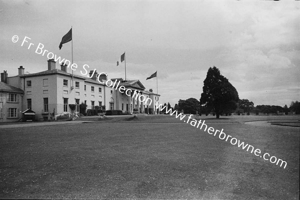 ARAS AN UACHTARAIN HOUSE FROM S W